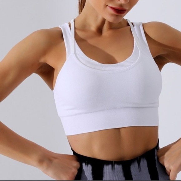 (B20) NEW Qbe Seamless White Sports Bra, Size Small, NWOT - Picture 2 of 9
